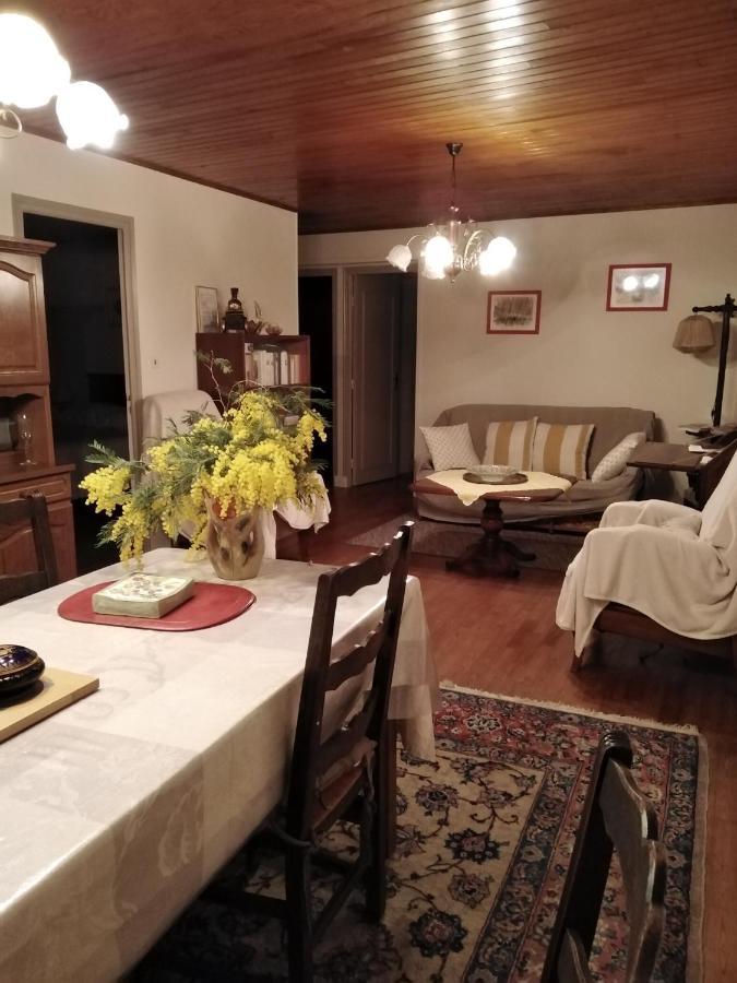 Maison Familiale Coteaux De La Vezere Voutezac Eksteriør billede